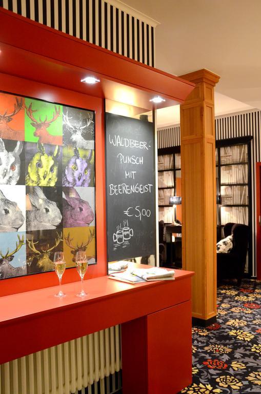 נויהאוס אם רנווג Hotel Schieferhof - Glaslust מראה חיצוני תמונה